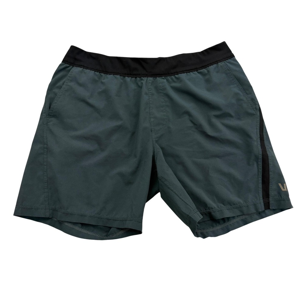 Vuori Shorts Mens L Gray Bermuda Microfiber Drawstring Pockets Elastic 7" Draft